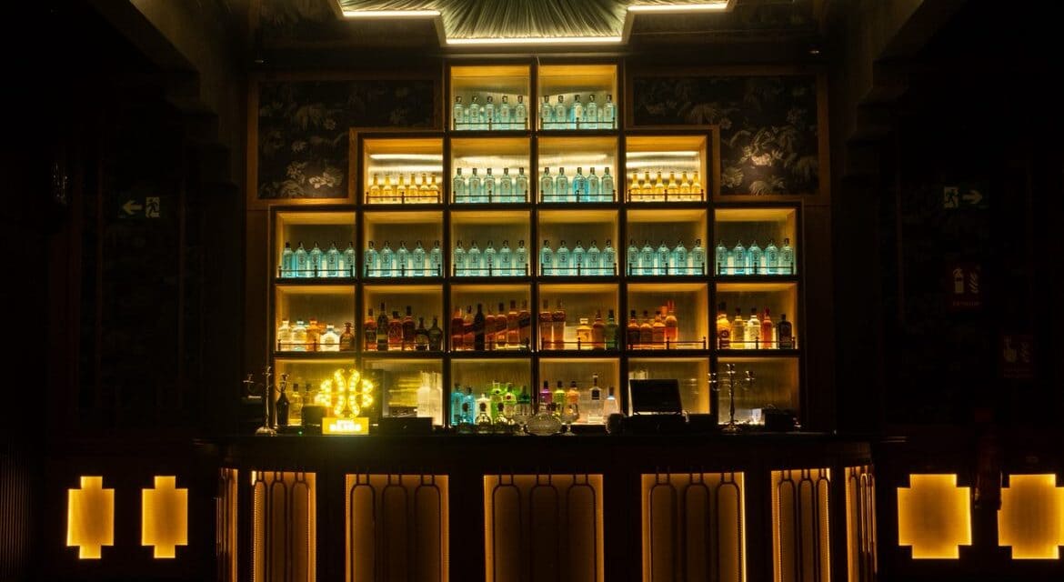 cenar en grupo en valencia alegal